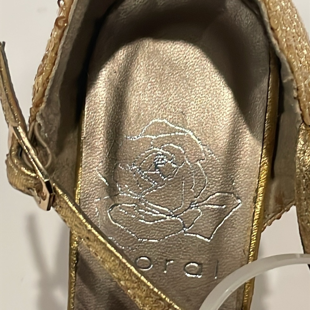 Prom dressy gold shoes heels size 6.5 wide sequins rhinestone fancy NWT NEW - Picture 6 of 7